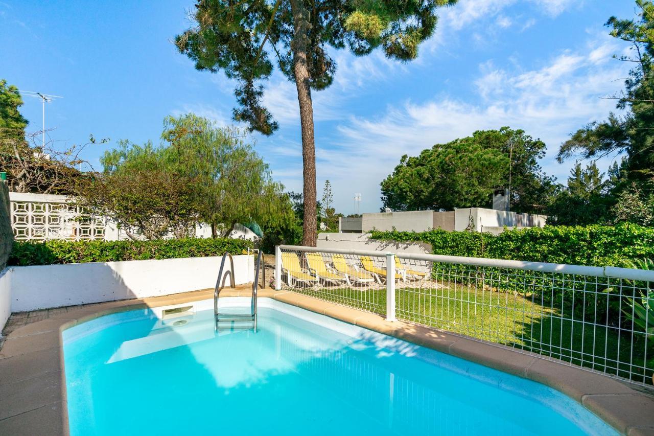Whome | Balaia 3-Bed Family Holiday Villa Olhos de Agua  Esterno foto