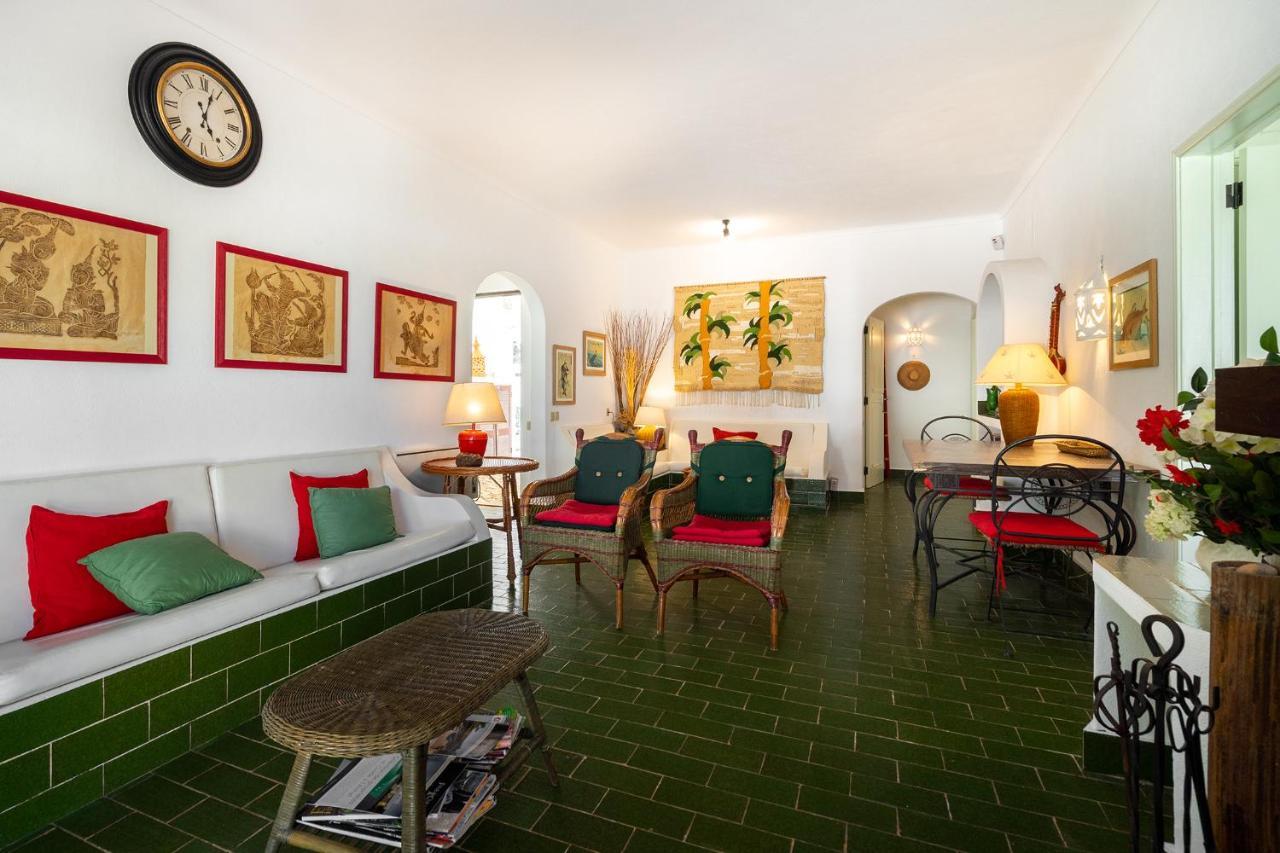 Whome | Balaia 3-Bed Family Holiday Villa Olhos de Agua  Esterno foto