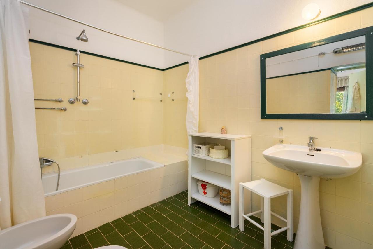 Whome | Balaia 3-Bed Family Holiday Villa Olhos de Agua  Esterno foto